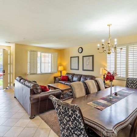 Family-Friendly 4Br Home - Spacious - Great Location 폰타나 외부 사진