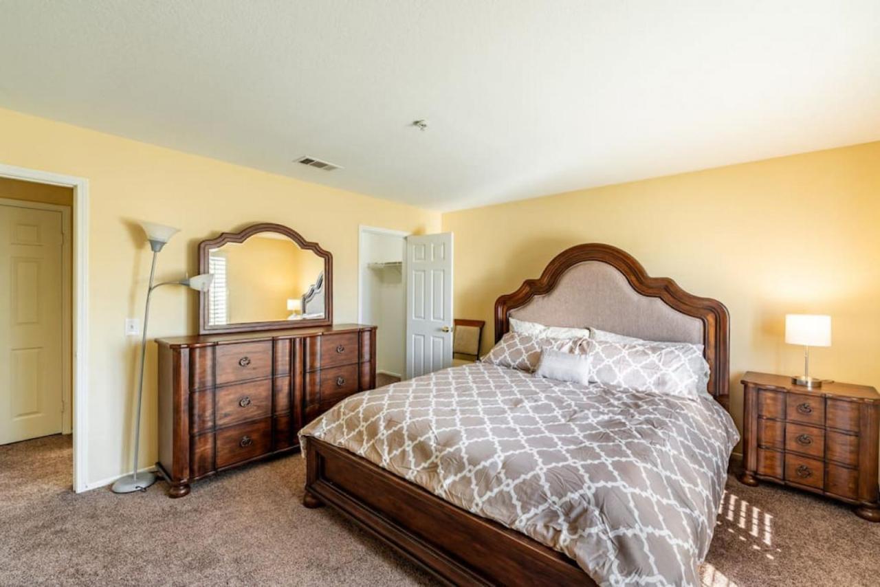 Family-Friendly 4Br Home - Spacious - Great Location 폰타나 외부 사진
