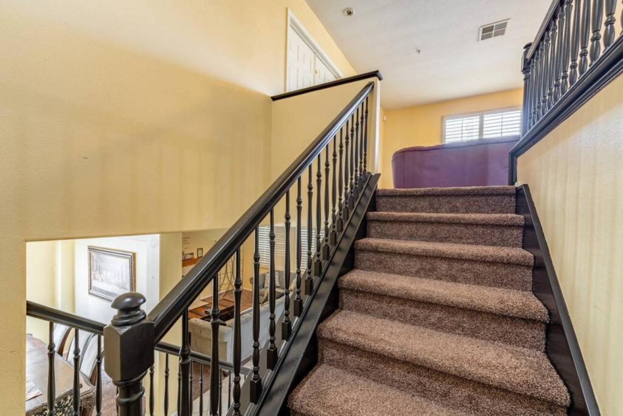 Family-Friendly 4Br Home - Spacious - Great Location 폰타나 외부 사진