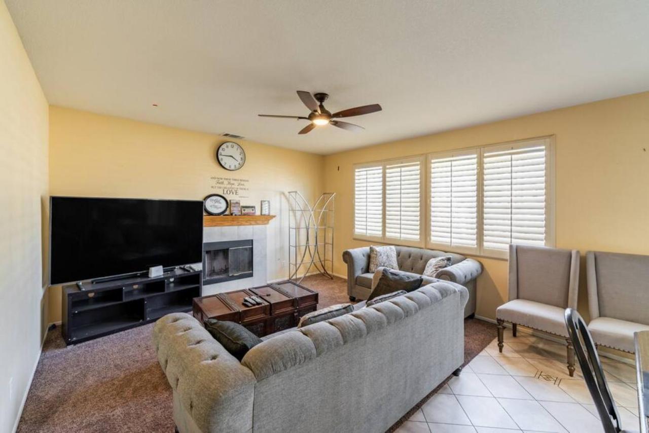 Family-Friendly 4Br Home - Spacious - Great Location 폰타나 외부 사진