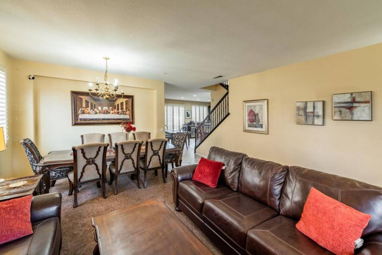 Family-Friendly 4Br Home - Spacious - Great Location 폰타나 외부 사진